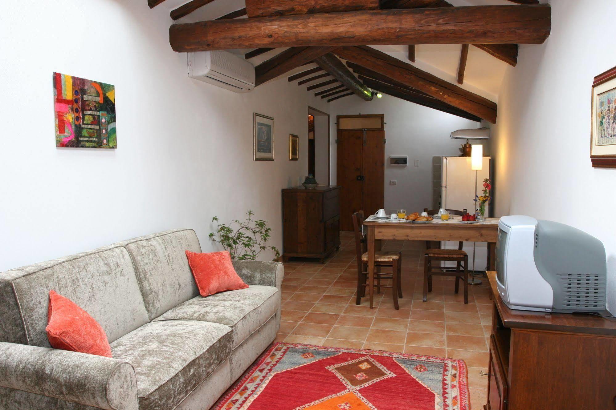 La Coperta Ricamata 2* Siena