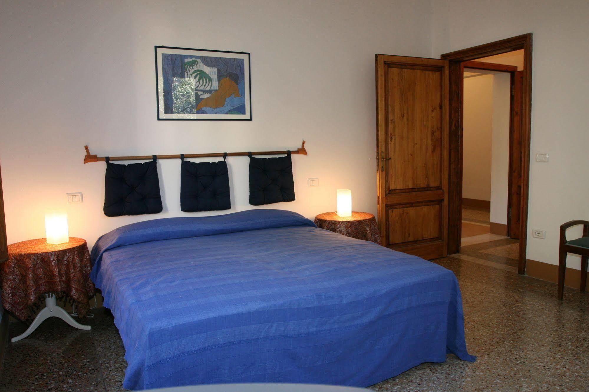 La Coperta Ricamata Bed and breakfast 2*
