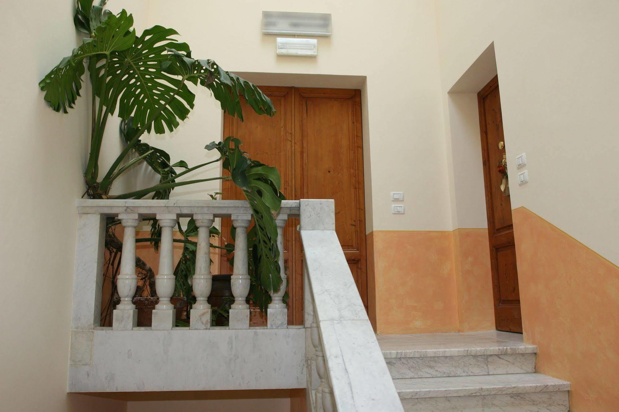La Coperta Ricamata Bed and breakfast 2*